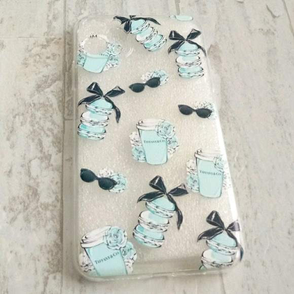 New iPhone 11 Pro Max Soft Silicone Phone Case - Tiffany & Co Design - Picture 2 of 5